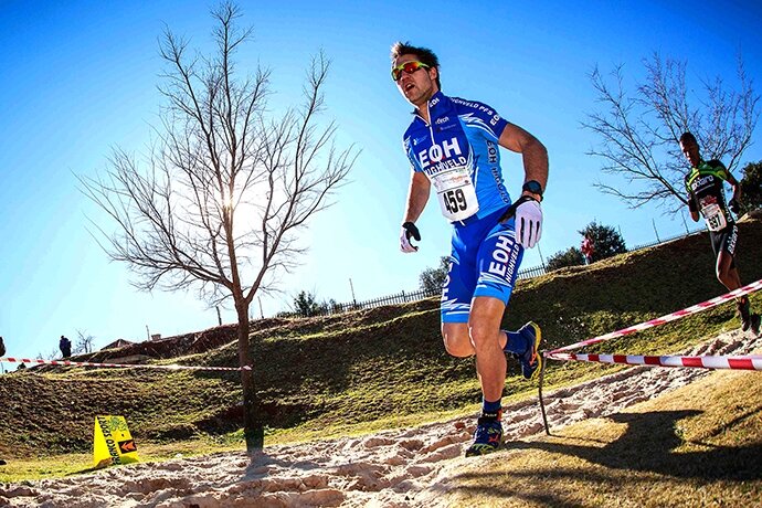 Armand du Toit hits the sandbox hard. He eventually finished a fighting 12th overall.