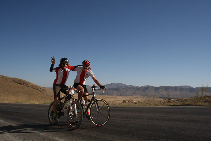 Cycling the Silk Road Cycling the Silk Road