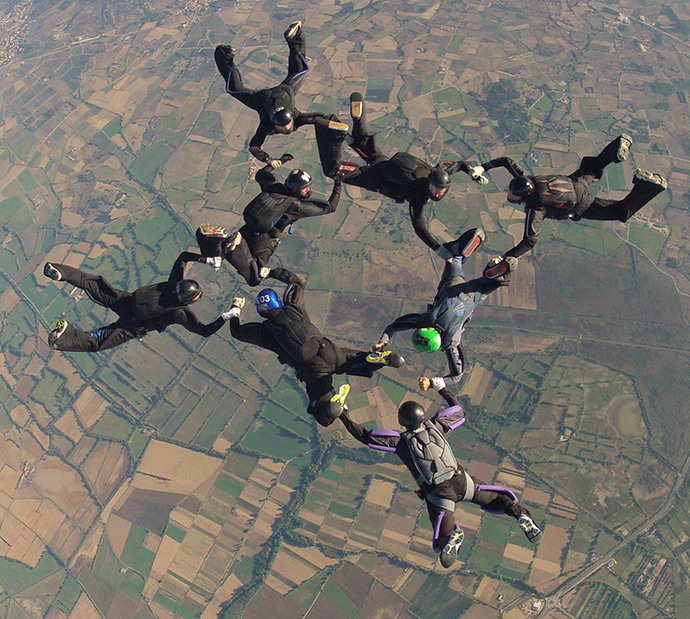 Voodoo 8-way Team Prepares for Skydiving World Championships