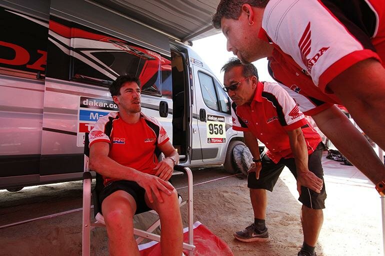 DAKAR RALLY UPDATE: Joan Barreda retains leadership in spite of tough stage