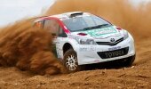 Fekken/Swan in their Castrol Toyota Yaris.