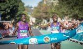 Seen here an iconic photograph of the 2015 FNB Cape Town 12 ONERUN (from left to right): Kenya’s Emmanuel Bett and Daniel Salel fought to the line at the inaugural FNB Cape Town 12 ONERUN on Sunday, 17 May 2015. The decision, after much deliberation, going the way of Bett in a time of 33 minutes and 32 seconds (33:32).
