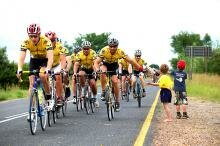 Coronation Double Century, Stellenbosch, Hannele Steyn, Cape Argus Pick n Pay Cycle Tour, Charles Milner, cycling