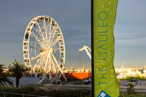 The lights from the city and glow from Cape Town’s Wheel of Excellence prove the perfect setting for an explosive night of entertainment.