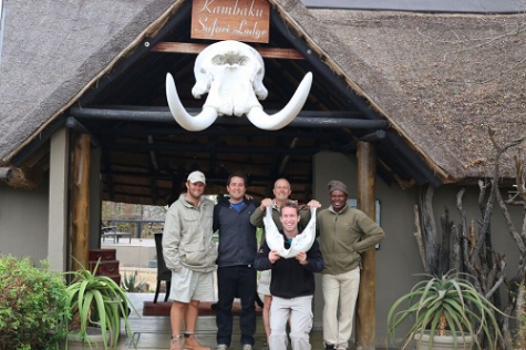 The fantastic team lead by David at Kambaku Safari Lodge.