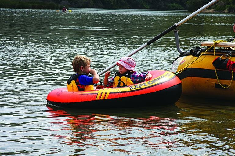 Family Fun - Oar Rafting on the Vaal