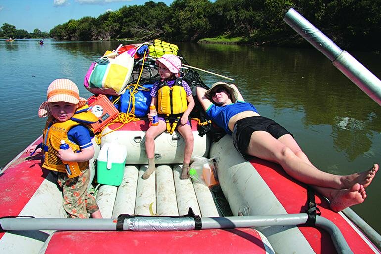 Family Fun - Oar Rafting on the Vaal