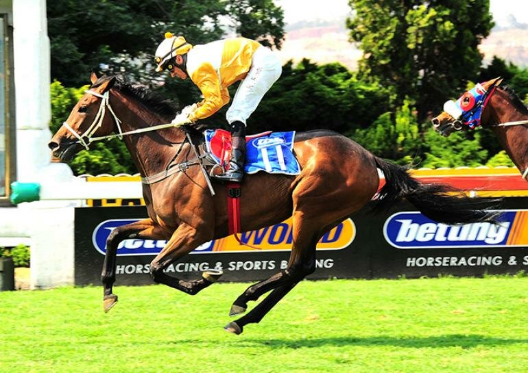 Final Score winning for Imagine Racing and trainer Sean Tarry, Photo by JC Photographics. running, horse racing, equistrain, Royal Showground, Pietermaritzburg