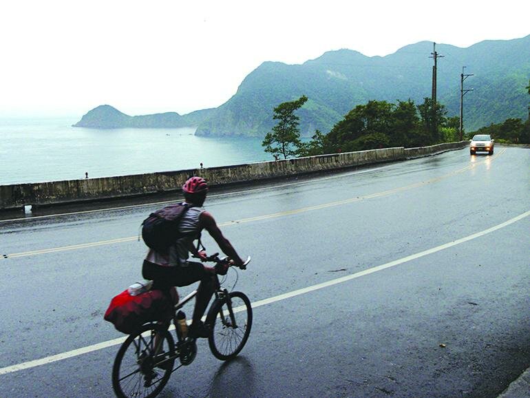 Tip to Tip Through Taiwan ... on my Bicycle Tip to Tip Through Taiwan ... on my Bicycle