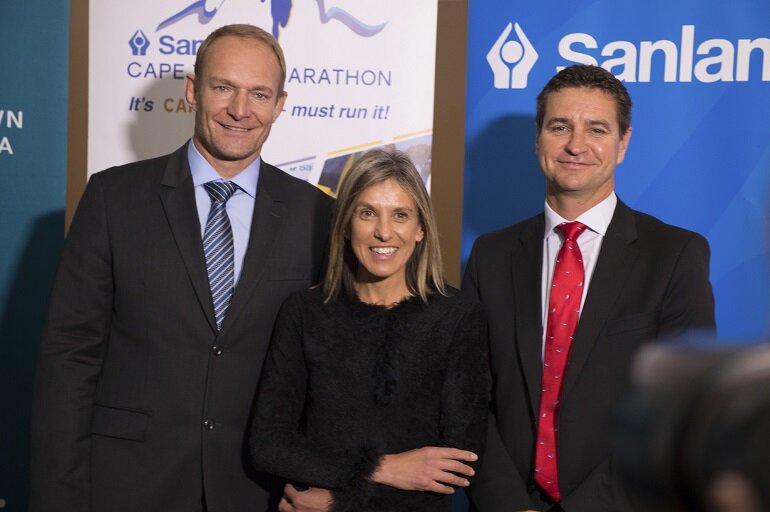 (left to right) Francois Pienaar, Elana Meyer, Carl Roothman (Sanlam Investments Chief Executive: Retail).