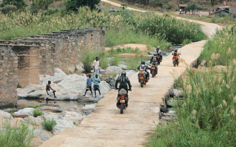 BIKE The Longer Road Adventures across Southern Africa, by Greg Beadle