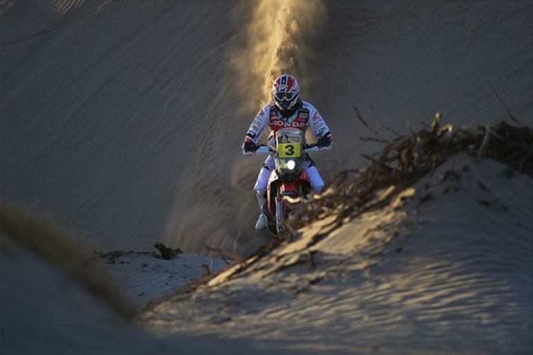 DAKAR RALLY UPDATE: Barreda runner-up in second part of the marathon stage