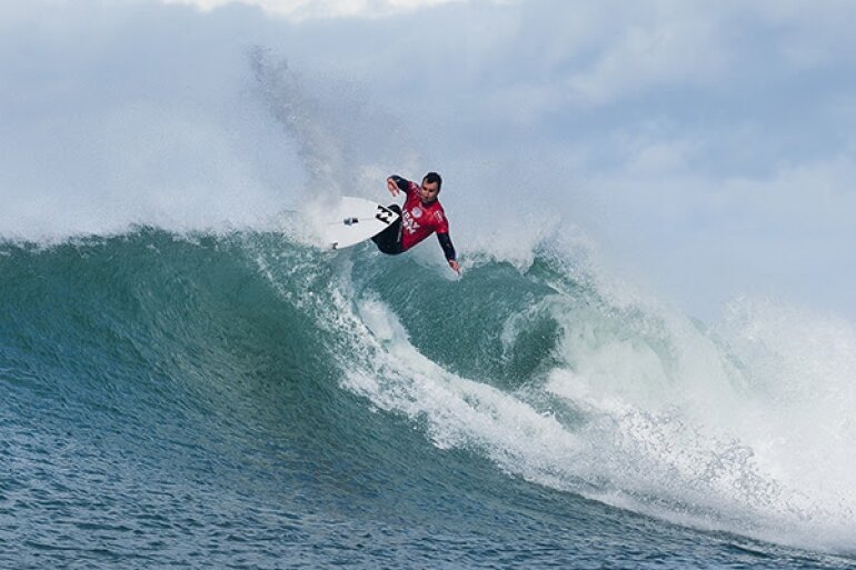 Two-time event winner Joel Parkinson (AUS) netted both the day's highest single-wave score, 9.77, and two-wave heat total, 18.84. Two-time event winner Joel Parkinson (AUS) netted both the day's highest single-wave score, 9.77, and two-wave heat total, 18.84.