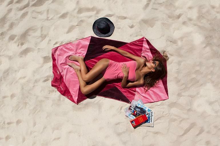 Presenting Vertty - design beach towels Presenting Vertty - design beach towels